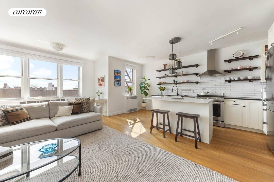 Top Floor turn key 1 bed in the heart of Jackson Heights Historic District.