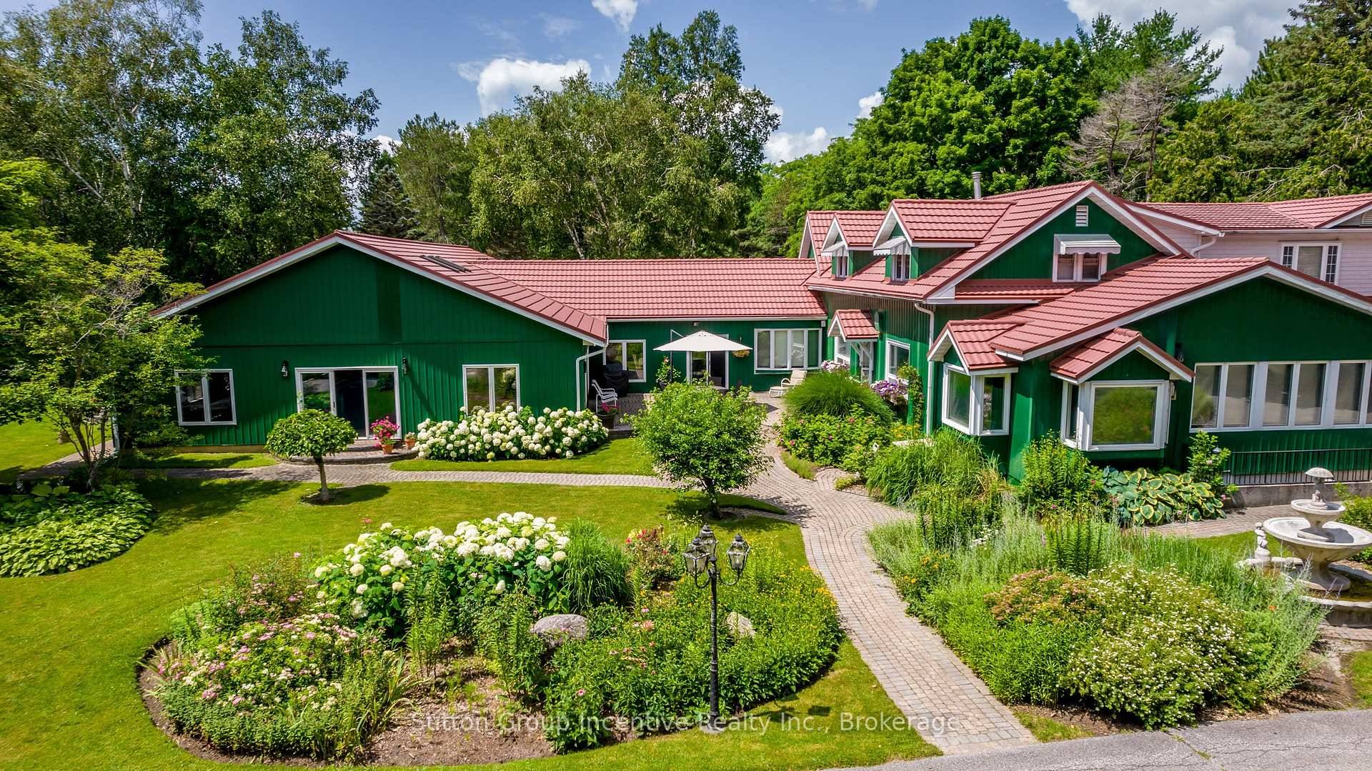This 123 acre estate, consists of 4 properties 4361, 4359, 4321, 4363, it is currently occupied as a Family Compound.