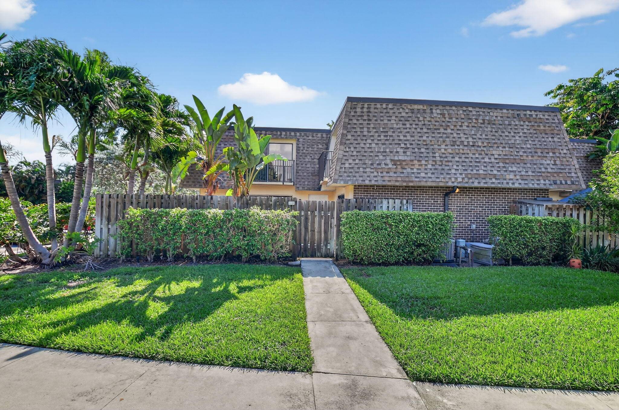 Don't miss this spacious 2BR 2.
