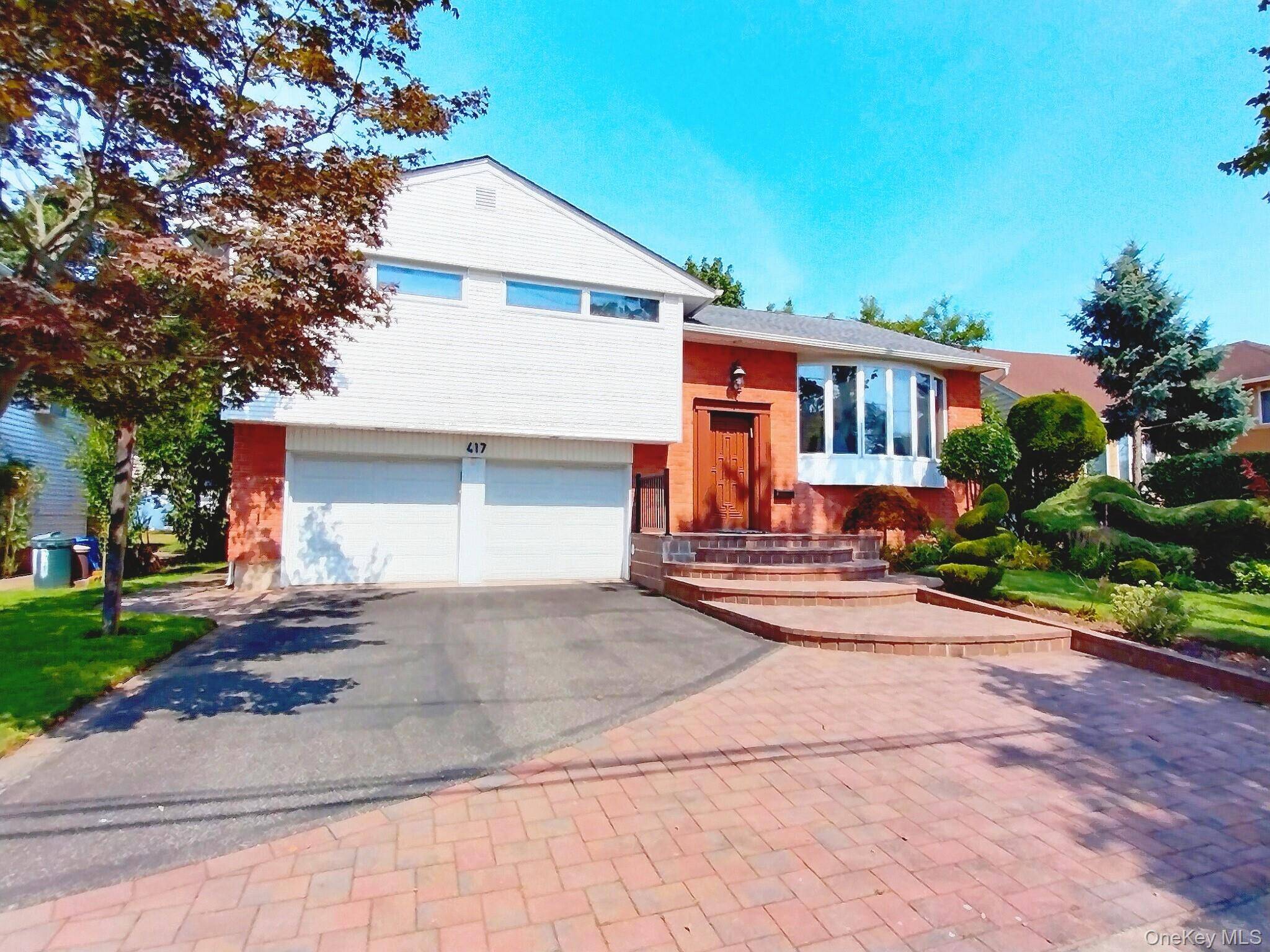 Rare Opportunity in the Highly Desirable Wedgewood Section of Oceanside !