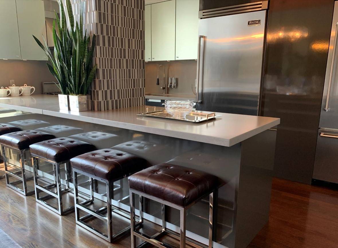 Brilliantly designed Duplex Penthouse located on the ultra prime midblock of 15th street off Fifth Ave in Union Square.
