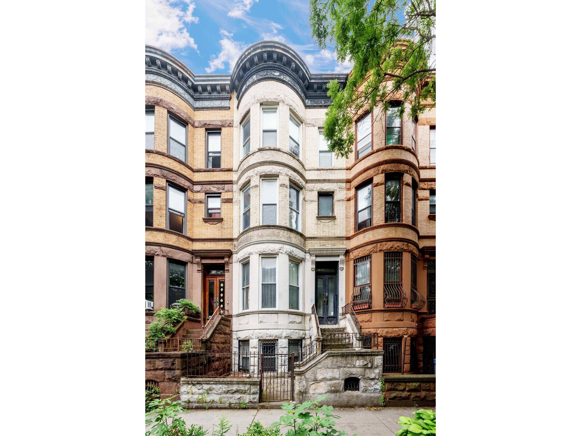 Bring your vision to life on a beloved block in the heart of Prospect Lefferts Gardens !