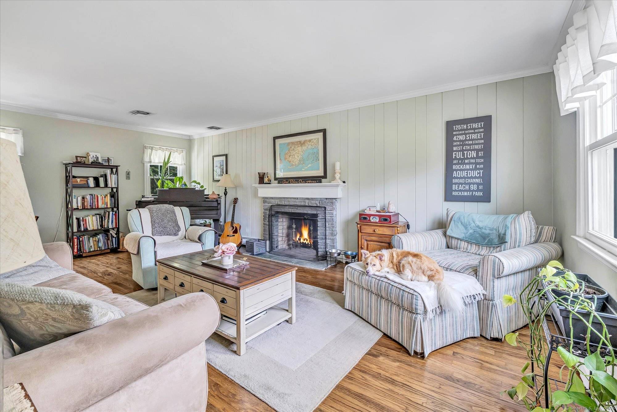 Welcome to your dream home in the heart of Stratfield Village !