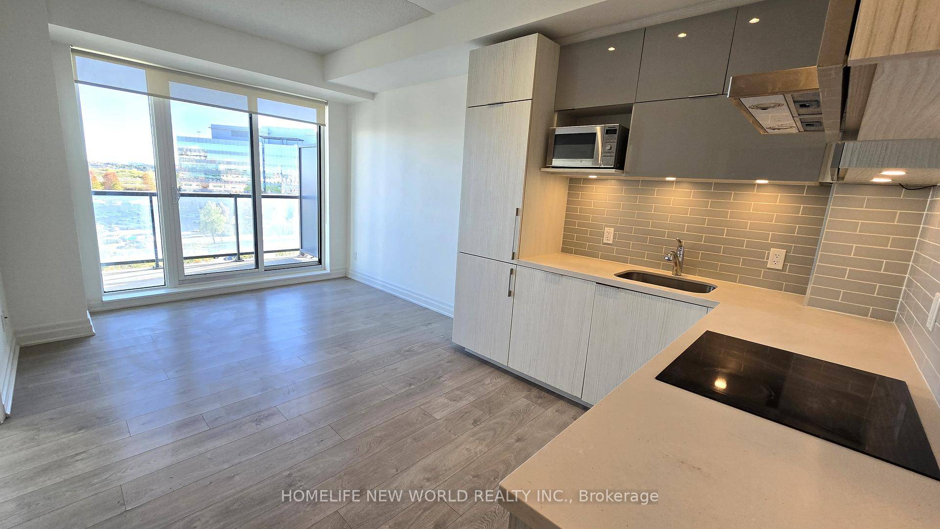 Bright and spacious 1 1 with 2 full baths at the Heart of Downtown Markham.