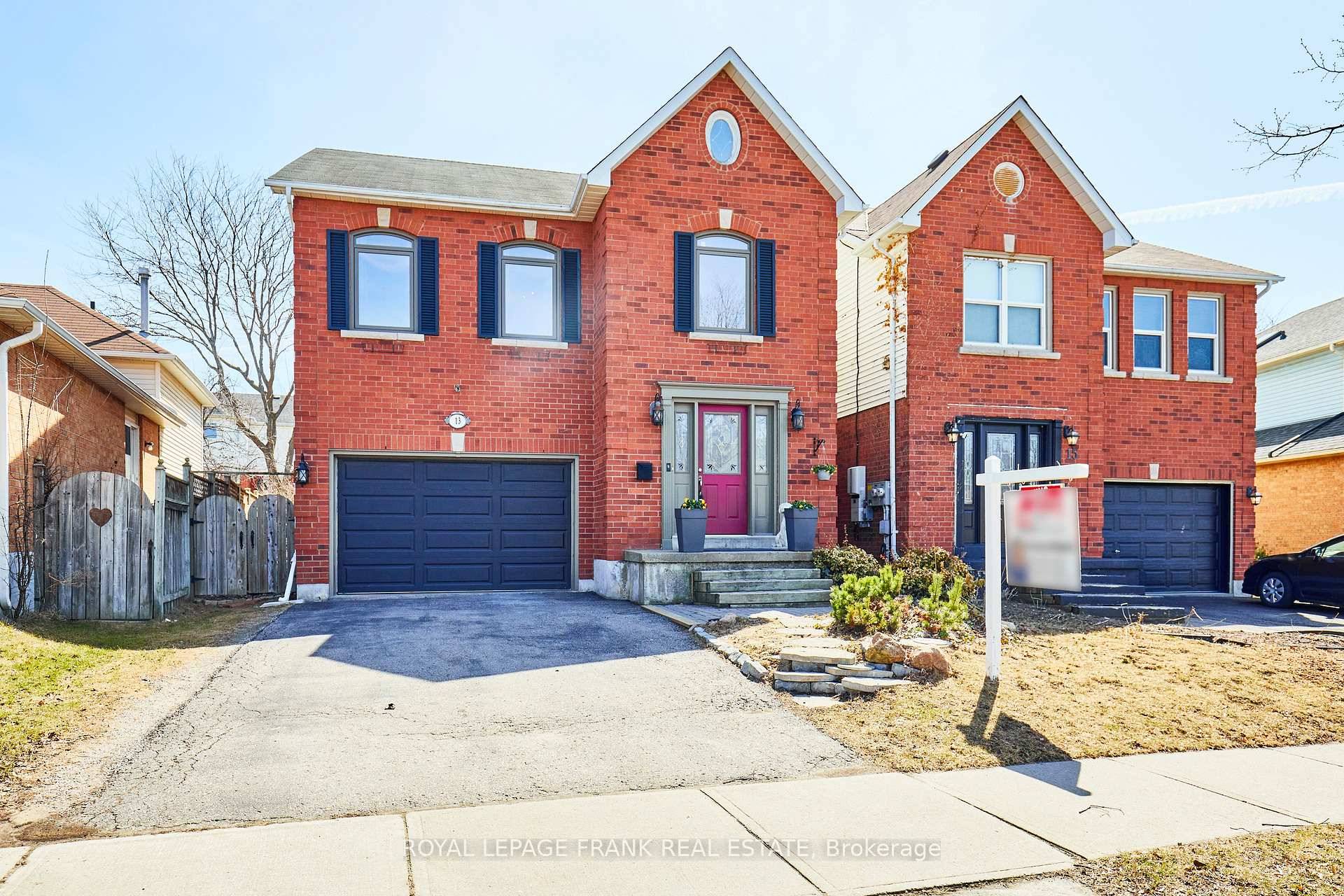 OFFERS ANY TIME ! OVER 1800 SQ FEET ABOVE GRADE MPAC.