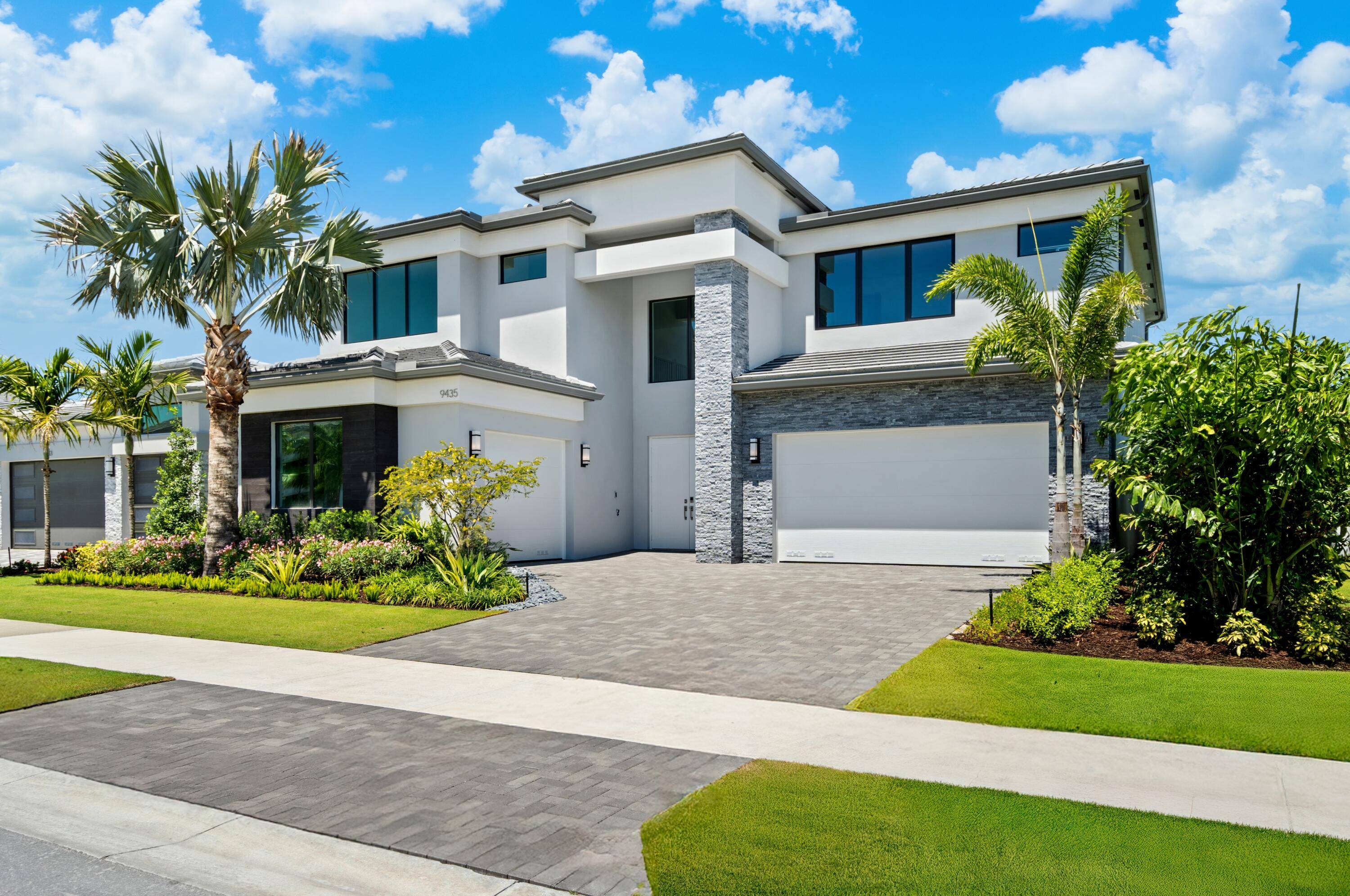 Introducing the Sumatra Grand a beautifully designed, never before lived in residence located in the prestigious Lotus Edge by GL Homes.