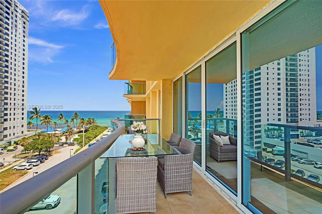 Priced to Sell ! Don't miss this incredible opportunity to own a bright 2 BD corner unit with an oversized balcony showcasing nice views of the ocean, city skyline, and ...