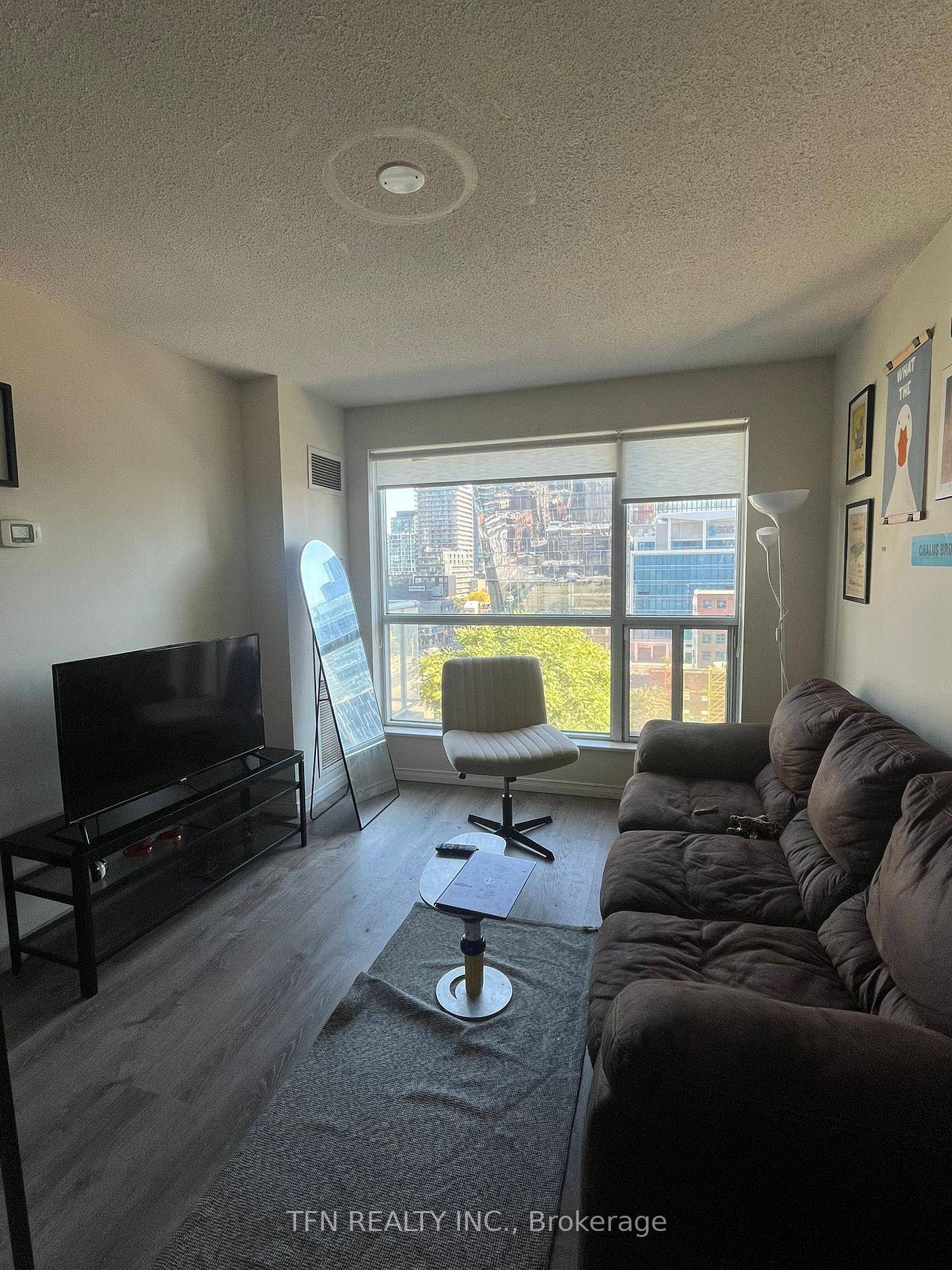 Remarkable Location In The Heart Of Downtown Toronto, One Bedroom Condo Apartment With A Balcony, Conveniently Located Within A Walking Distance To Parks, Beach, Shops, Restaurants, And Much More.