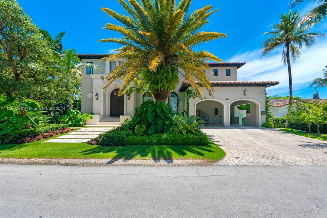 This spectacular, one of a kind residence on Buttonwood Drive sits on a prime corner, boasting an oversized 9, 730 sq.