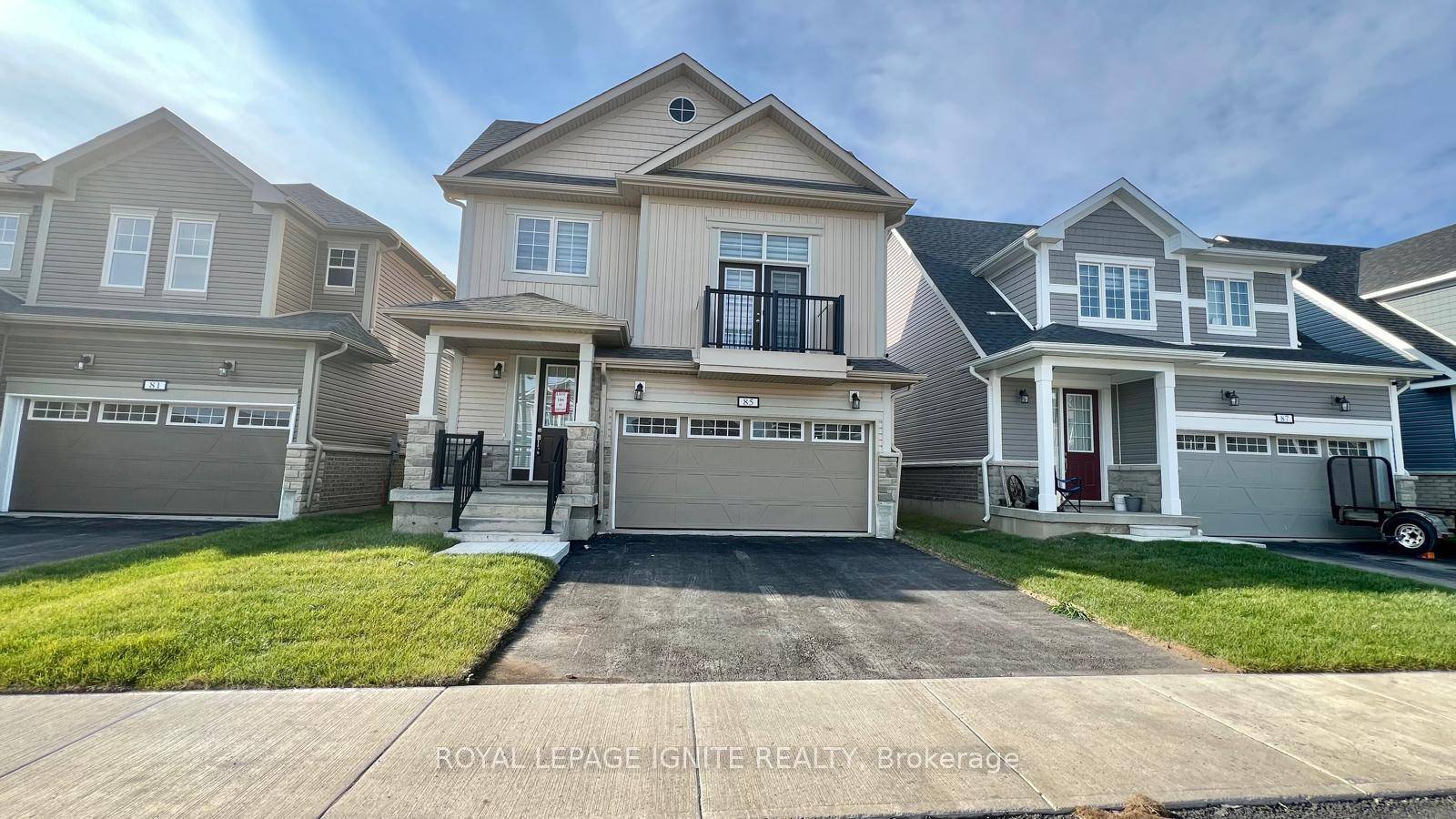 Brand New Spacious Detached House for Lease In Bath Loyalist Community !