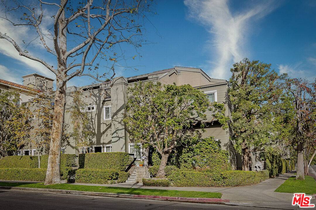 11033 Massachusetts Ave 2BR Beverlywood La