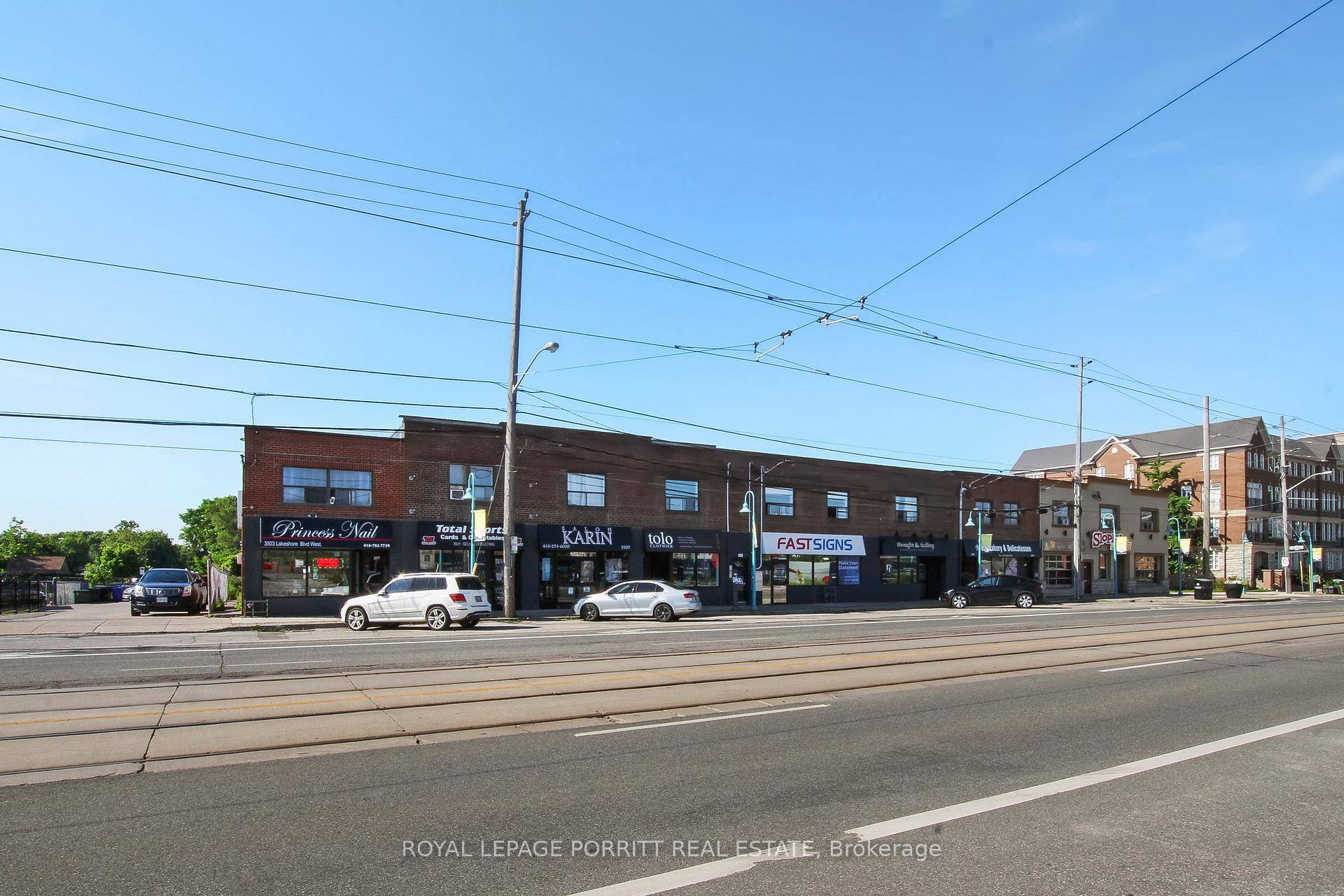 Enjoy this bright and modern 2 bedroom apartment featuring large windows, an updated kitchen, and a renovated bathroom.