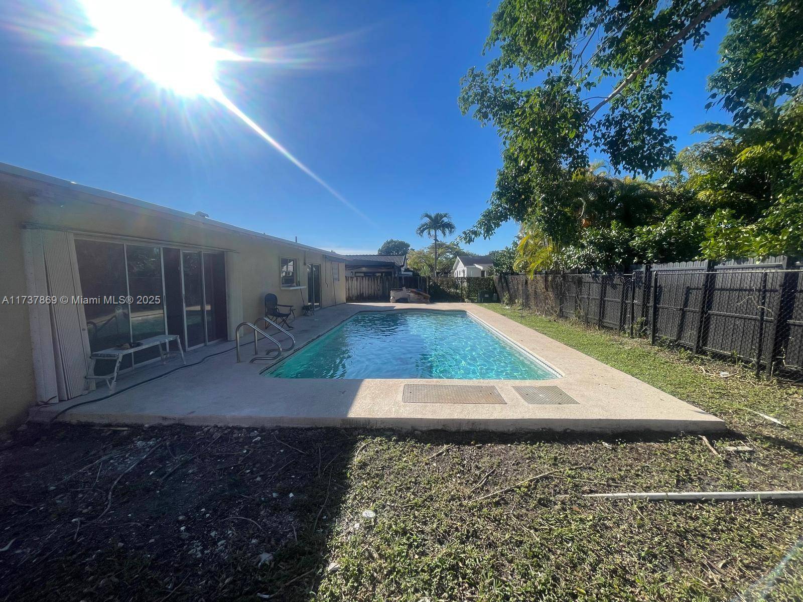Charming 3 Bedroom Home in Sought After Sunset Neighborhood Cash Only !