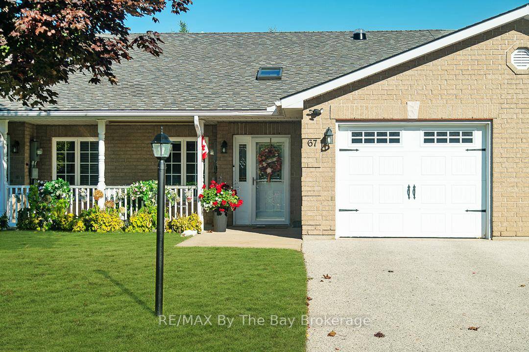 Wasaga Meadows is one of the most popular adult living communities in Wasaga Beach.