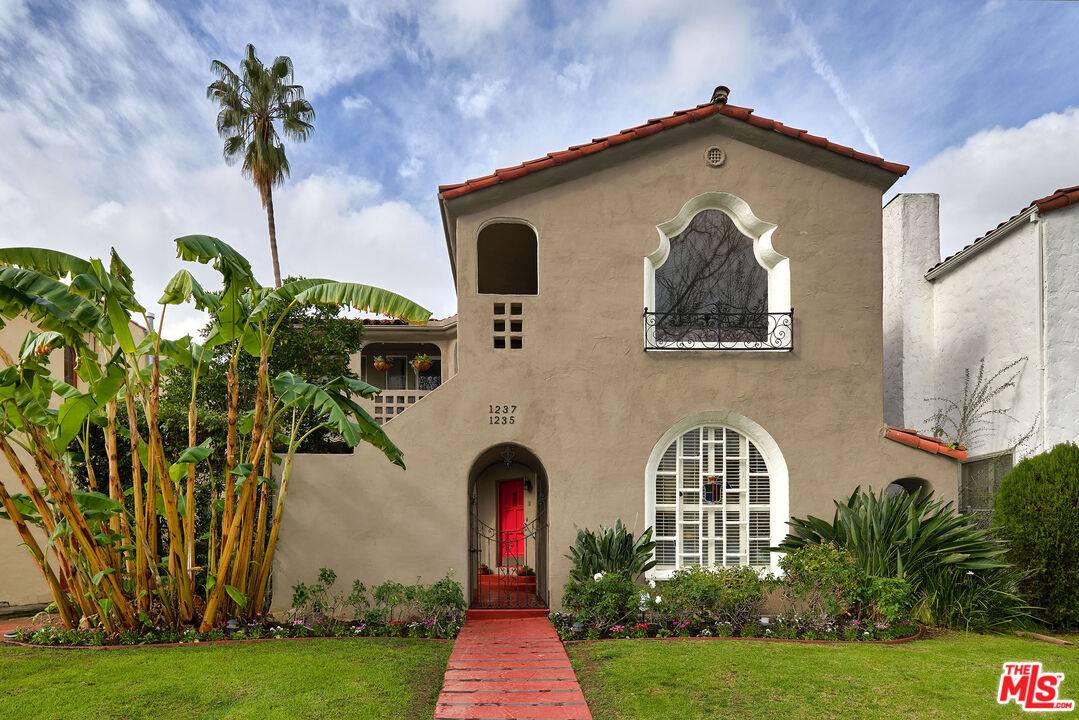 1235 HI POINT ST 3BR Beverlywood La