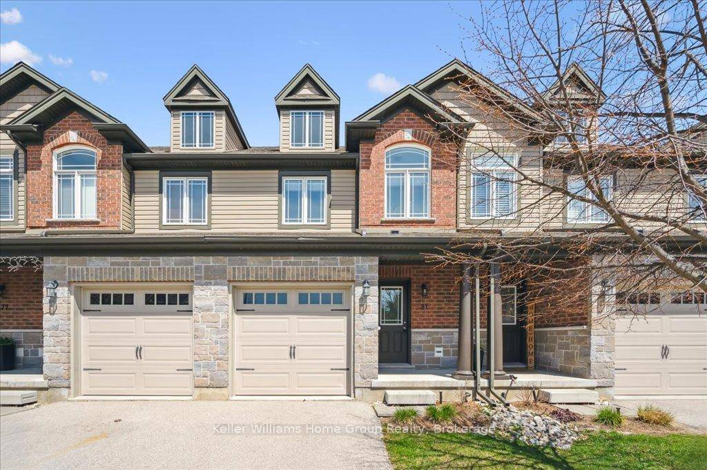 Located in the south end of Fergus close to shopping, schools and the rec centre, this stunning Birmingham Model townhome is located in the sought after Westminster Highlands.