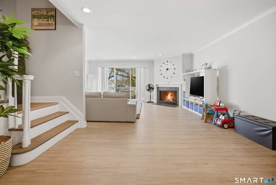 Rare opportunity to own a move in ready townhouse in Fairfield under 500k.