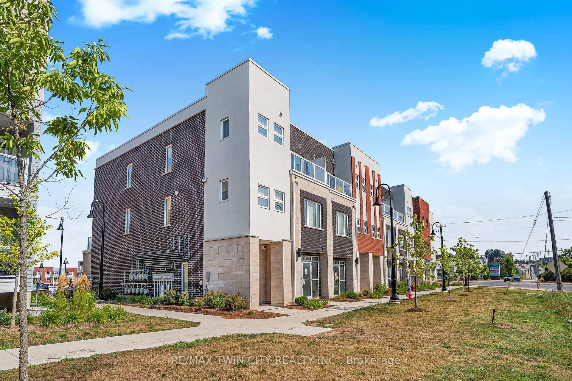 For Sale 124 Seabrook Drive, Unit 109, Kitchener.