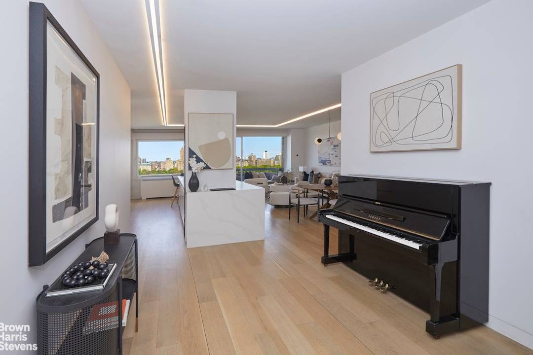 Condo Rules right on Madison Avenue, One Block From Central Park, in Prime Carnegie Hill.