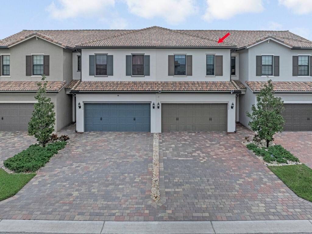 Welcome to The Fields in Lake Worth a gated, resort style community by DiVosta Homes.