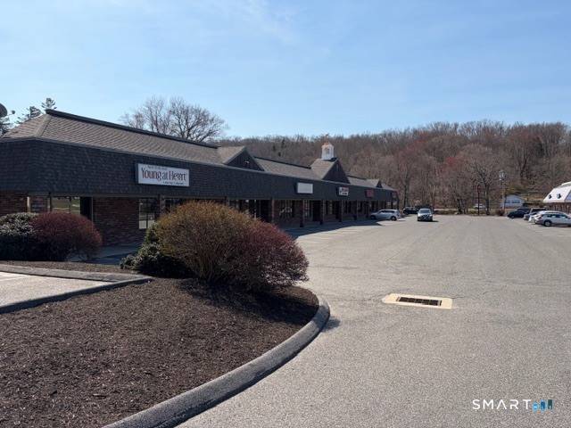 Turn key 2, 400 SF restaurant opportunity located in the Little River Shopping Center, just minutes from Quarry Walk.
