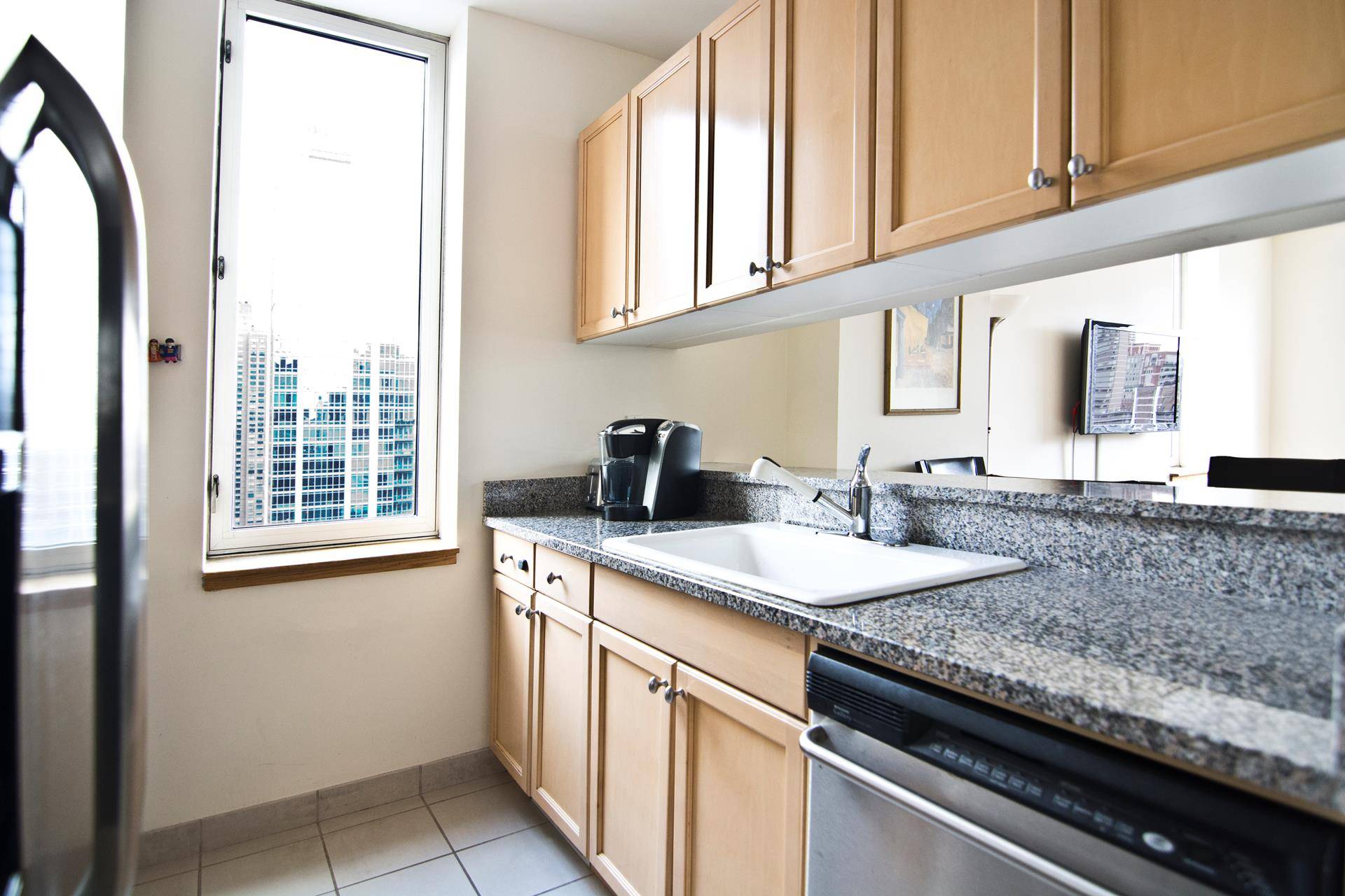Welcome to 1760 Second Avenue, Unit 20B !