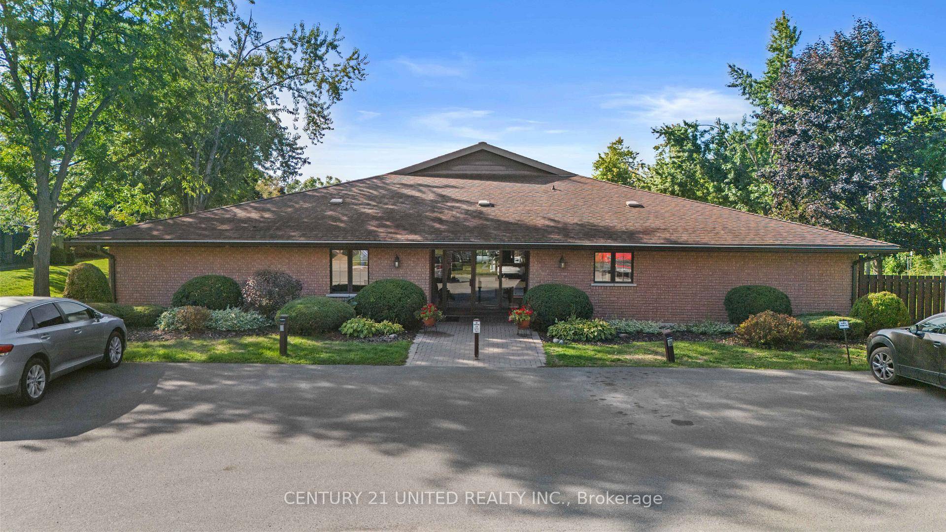 If you are looking for a very spacious condo that is quiet and secure then 21 Paddock Wood 8 in East City could be the one.