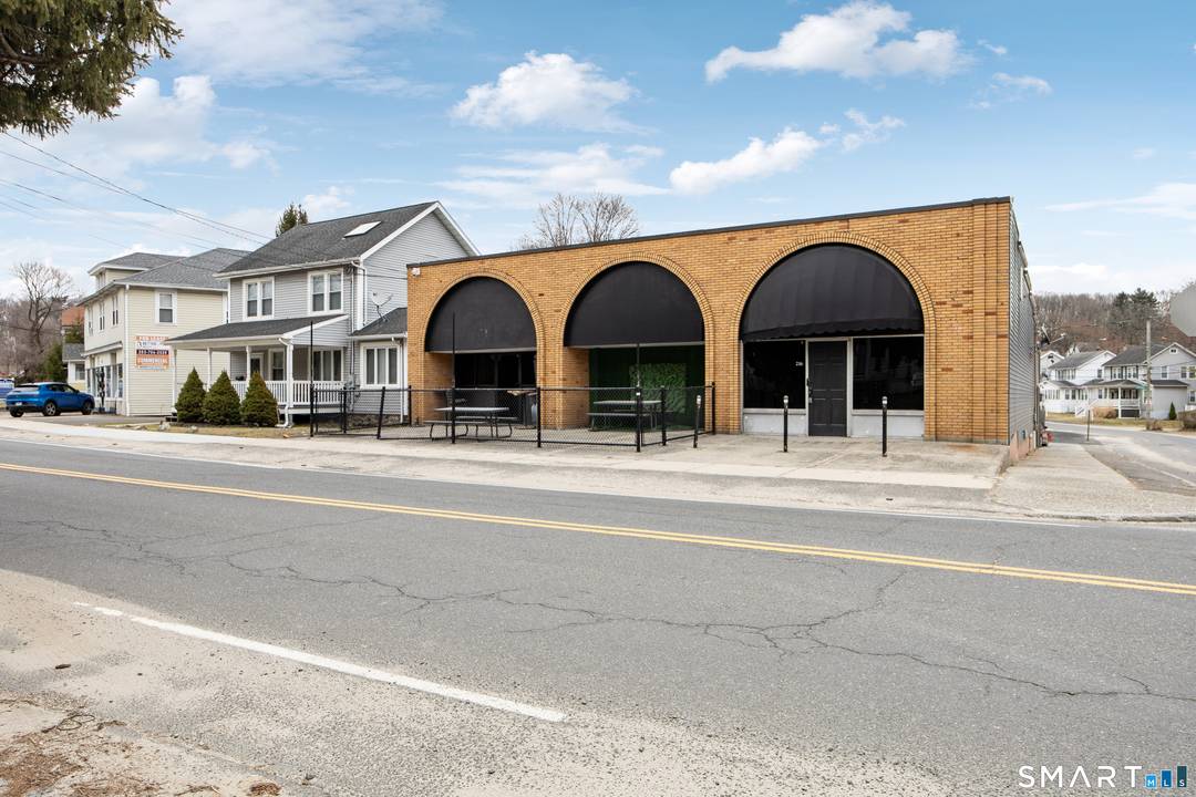 Prime Investment Opportunity East End of Waterbury Exceptional commercial offering in a highly visible and desirable East End location.