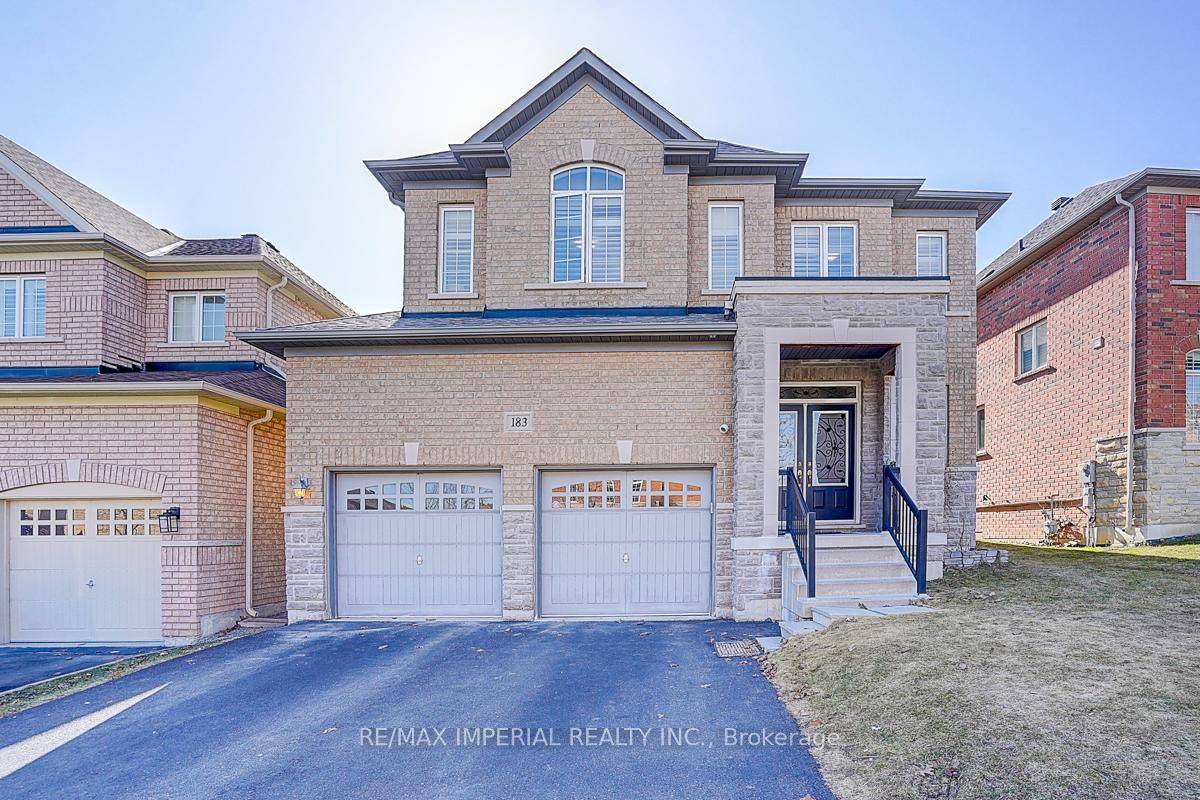 Spacious Family Home in Top School District 183 Hunting Ridge Dr, Richmond Hill Welcome to 183 Hunting Ridge Dr, a beautifully maintained home offering 2.