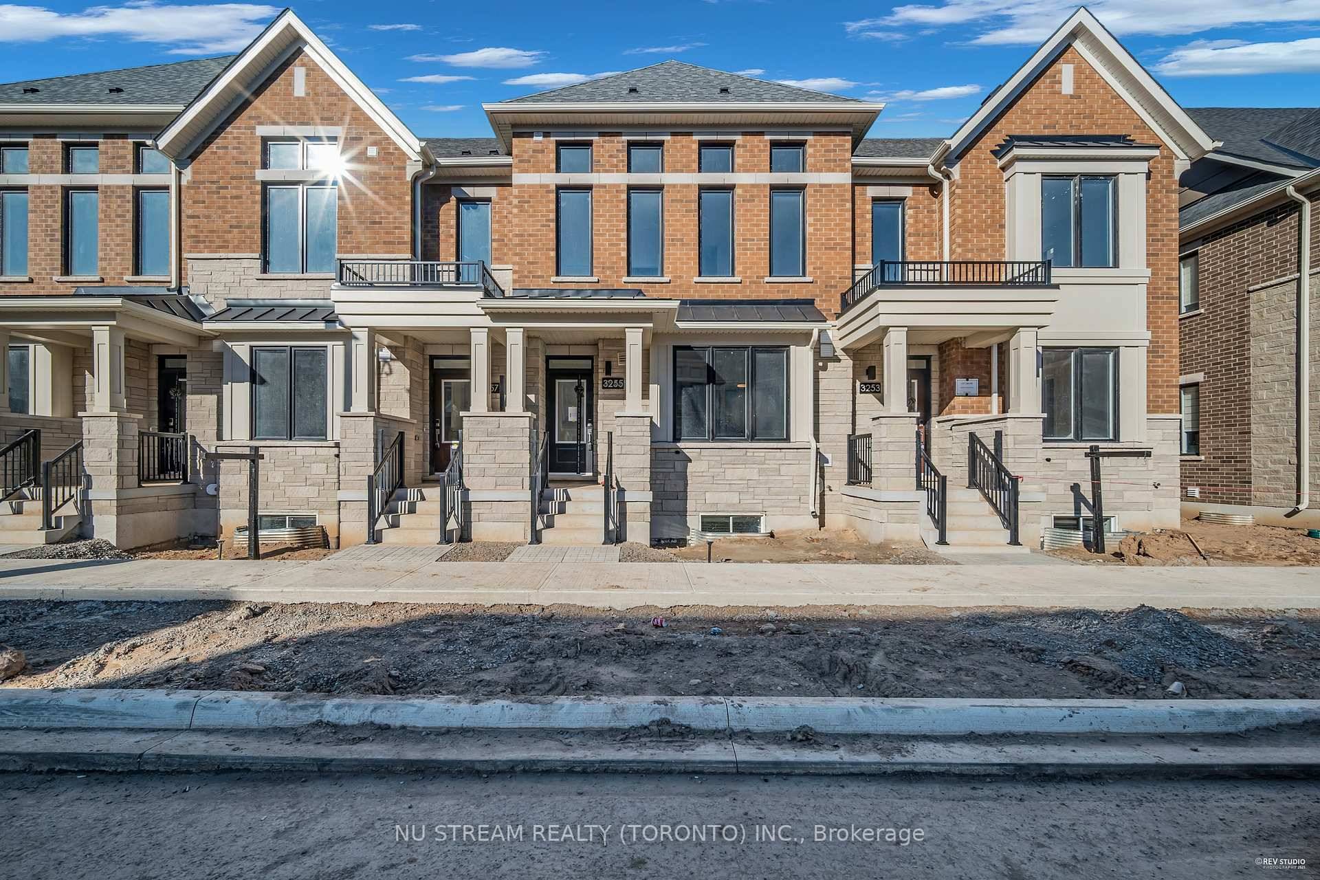 Nest In One Of Oakville's Most Sought after and Newly Developed Communities.