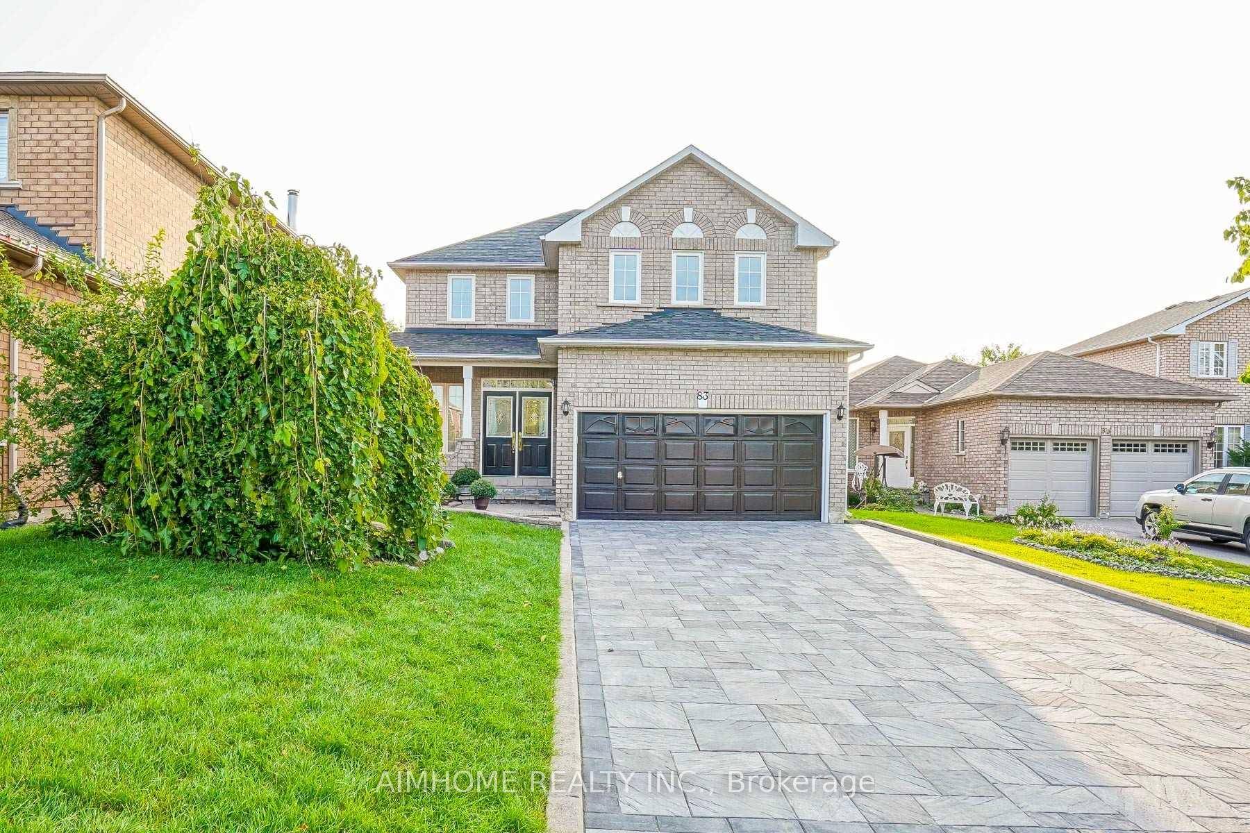Very Desirable 2 Story Home In A Quiet Court !