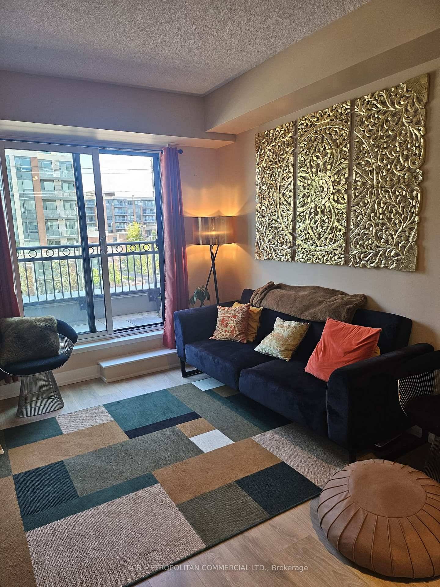Bright, Spacious 1 Large Bedroom Den, Sunny South Exposure, 2 Full Washrooms, Premium Quartz Countertops and Backsplash Tiles in Kitchen and Both Washrooms.
