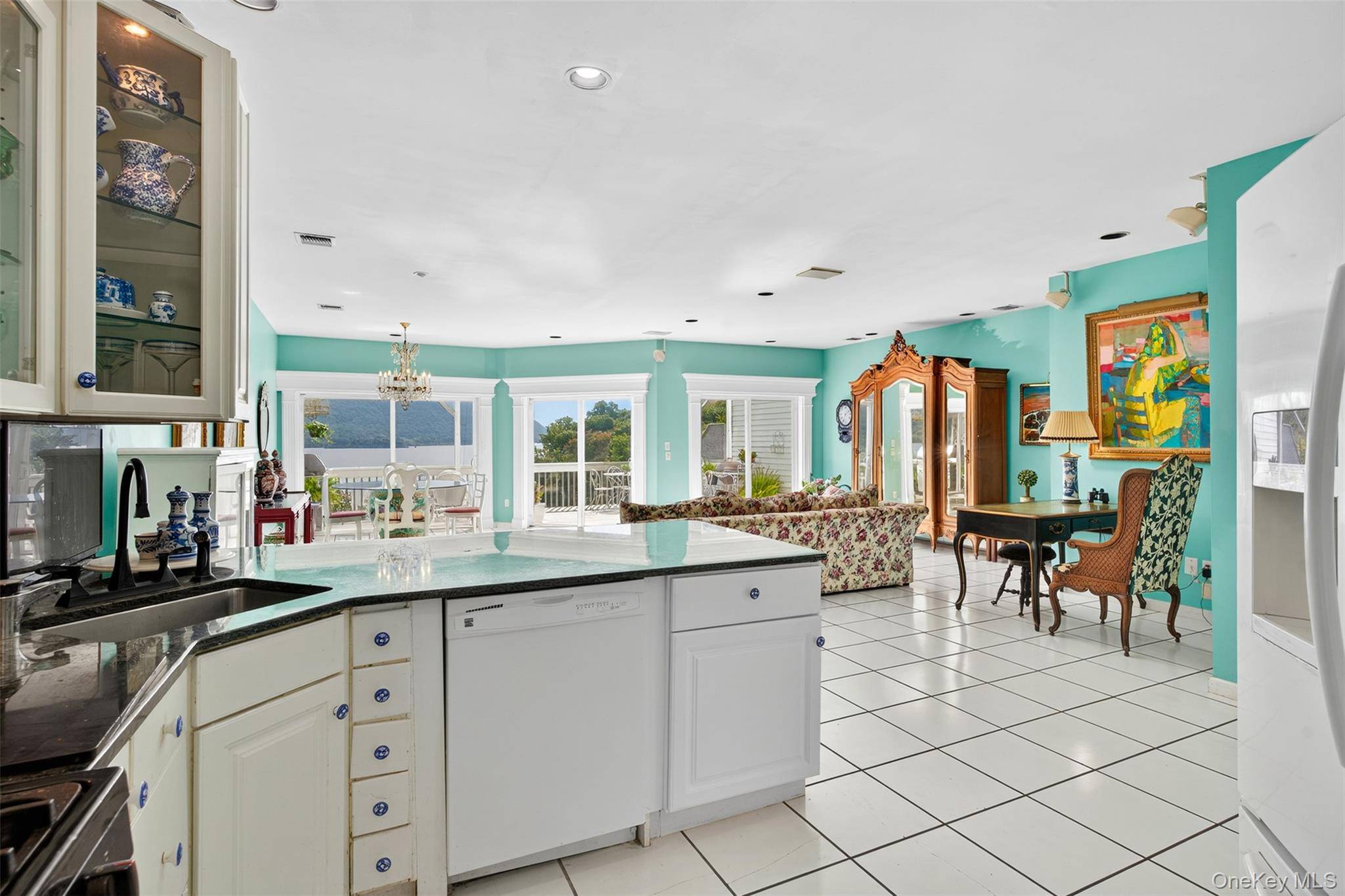 Stunning Hudson River Retreat at Plum Point on Hudson Experience the ultimate in luxury living with this extraordinary 3 level home offering unrivaled Hudson River views from every floor.