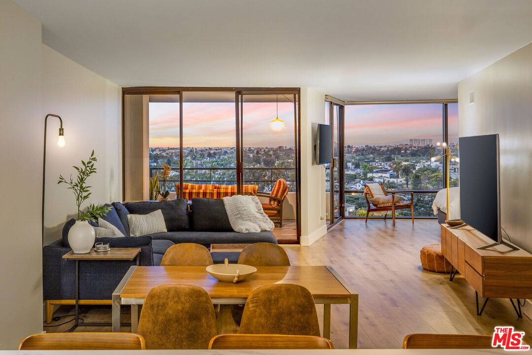 4265   Marina City Drive 1.0 Marina Del Rey LA