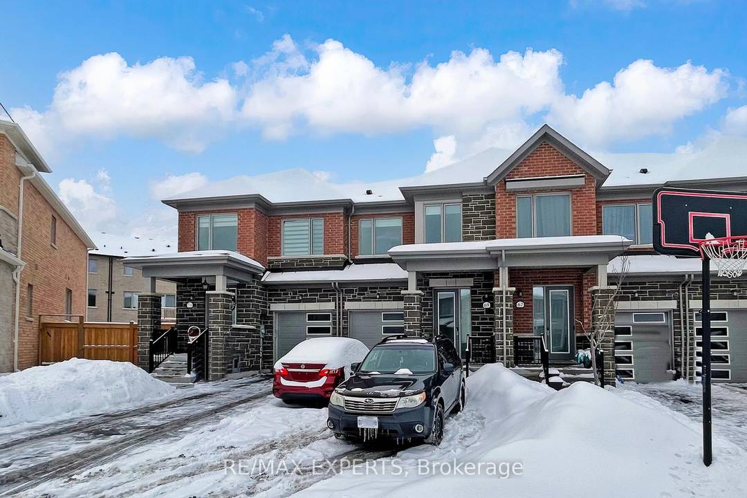 Welcome to this modern and well appointed townhouse in the highly sought after community of Stouffville.