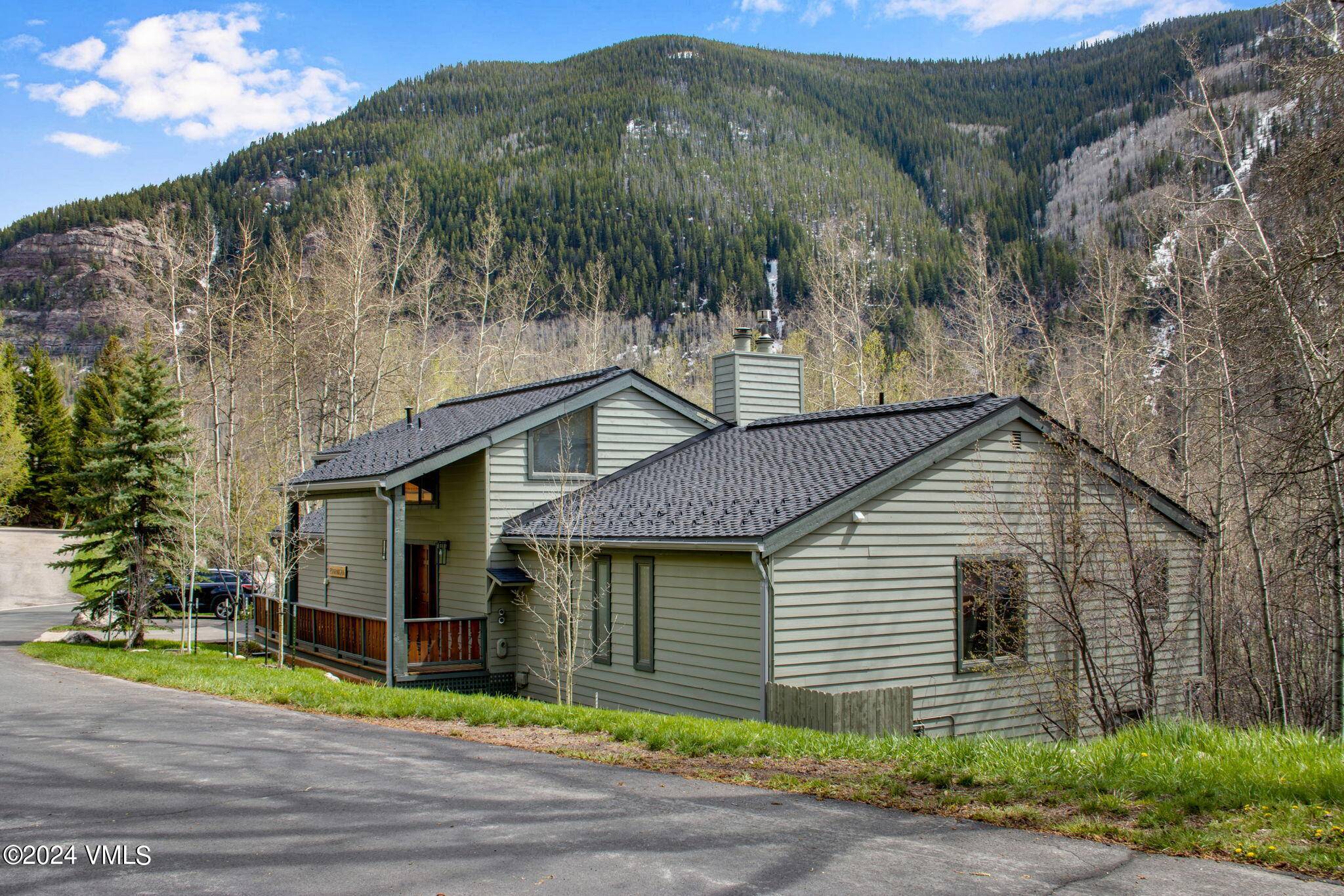 Only Single Family home listed in the Vail Mountain School Neighborhood !