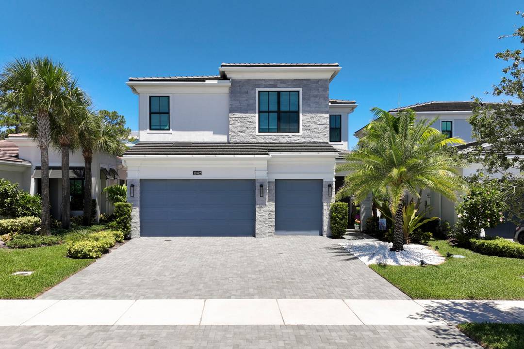 MOVE IN READY STUNNING ! This 2 story masterpiece in Artistry offers 4 Bedrooms Den Loft, 3.