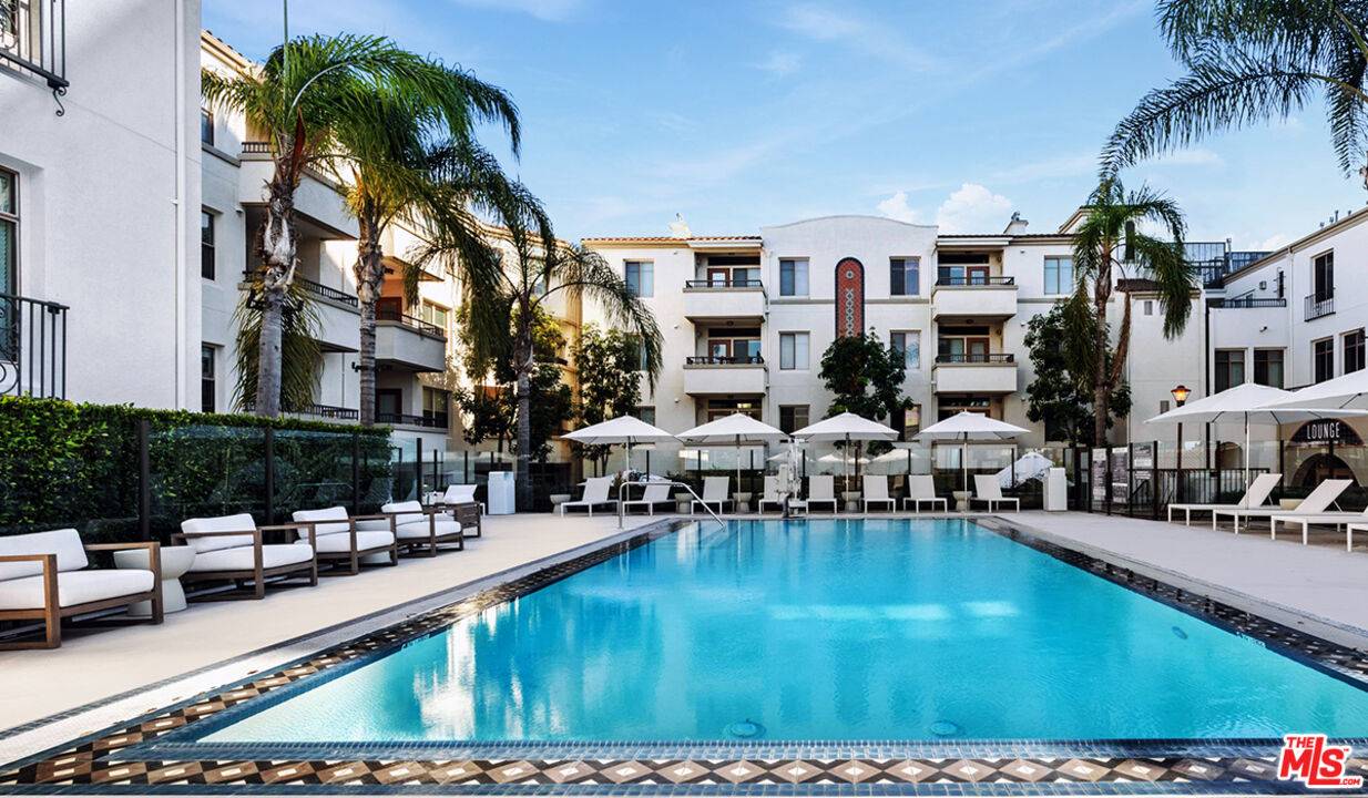 1040  Glendon Ave 3BR Westwood La