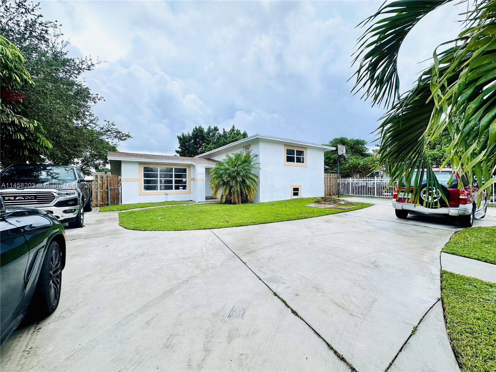 20225 NE 12th Ave, Miami, FL, 33179 3 BR for sale, Residential sales