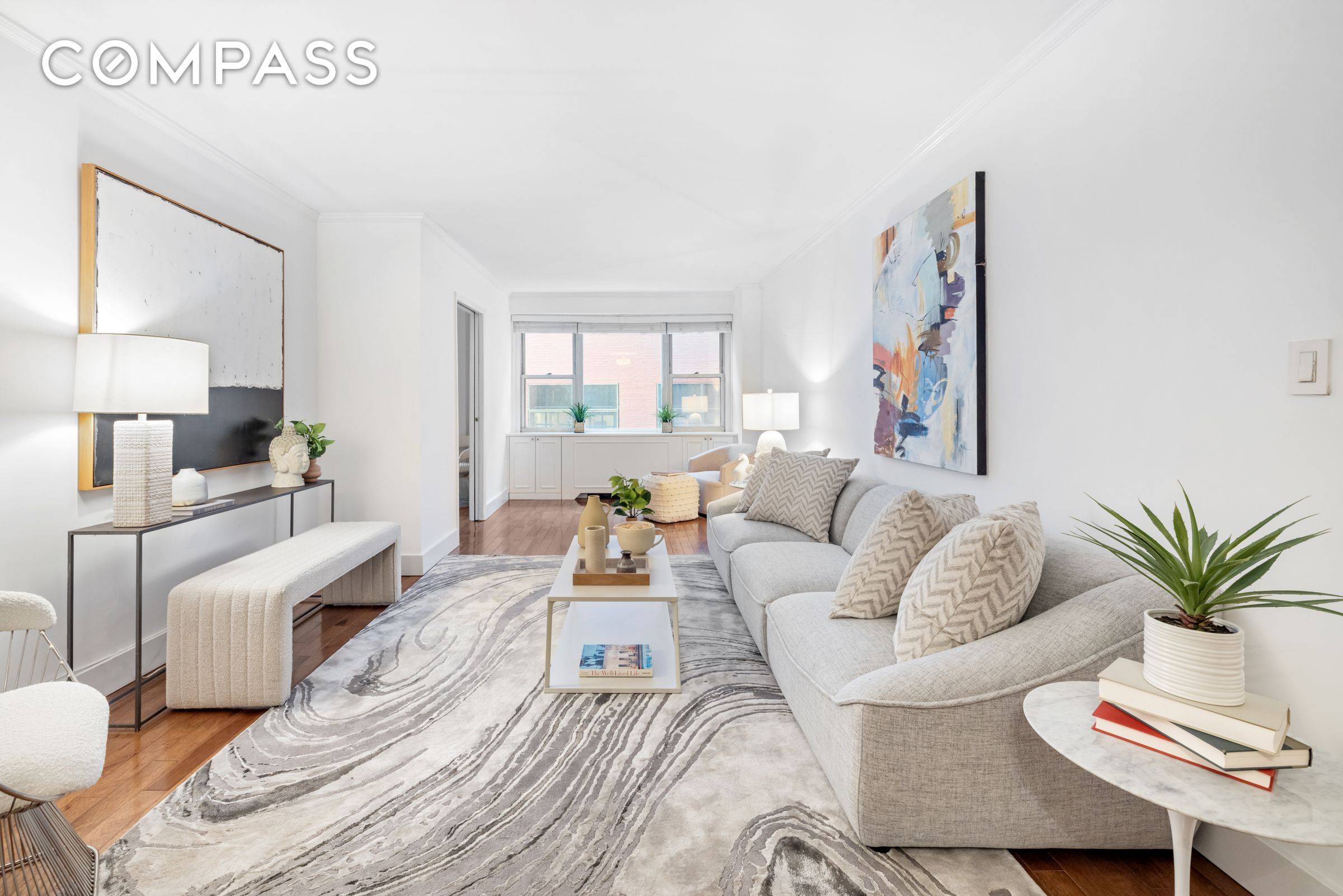 Welcome home to this move in ready 2 bedroom corner apartment in a full service luxury building on Manhattan s Upper East Side.