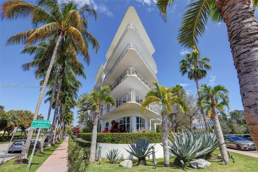 Take advantage of this rare opportunity to combine two Townhouses on The Miami Beach Golf Course.