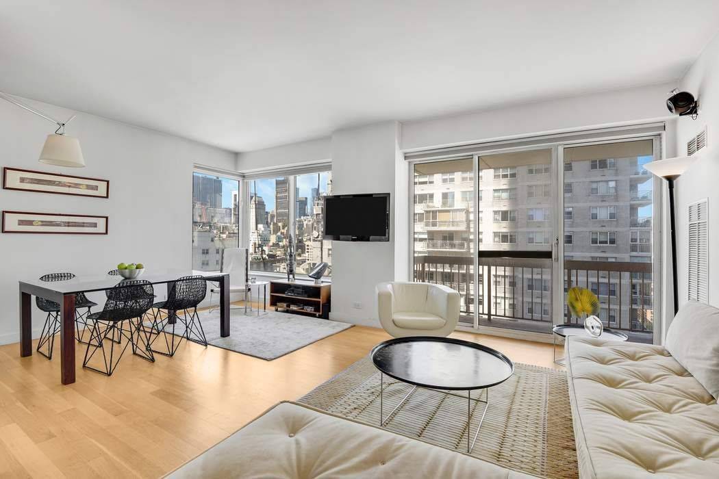 Discover a sun drenched, high floor corner one bedroom, two full bathroom residence, approximately 800 Sq Ft, at The Palace Condominium, 200 East 69th Street.