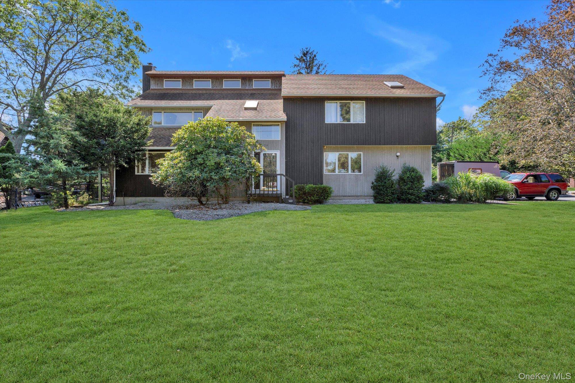 Coming soon ! This beautiful spacious contemporary was strategically designed with an upside down floor plan.
