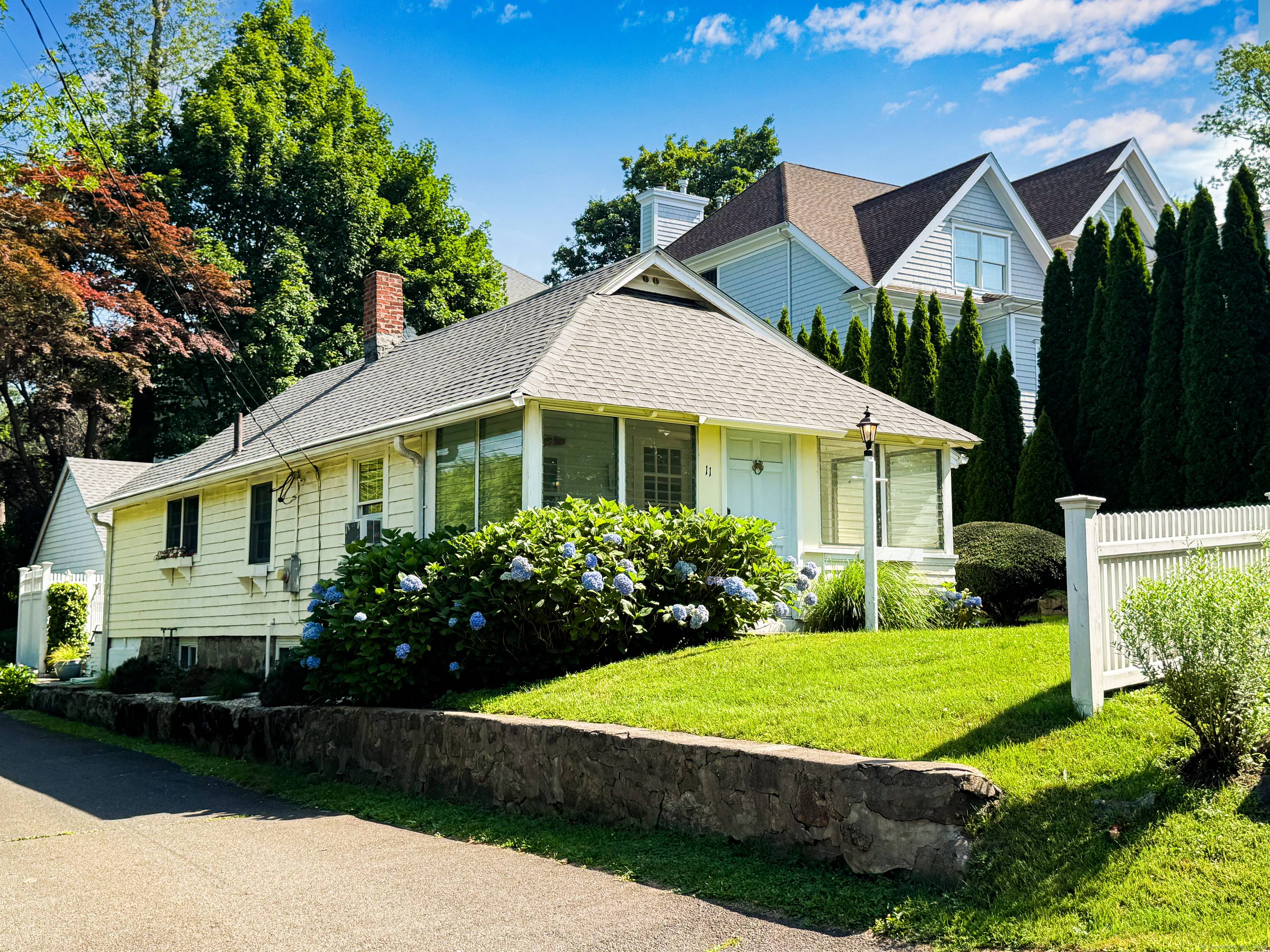Fabulous turn key, fully furnished short term rental in town Rowayton.