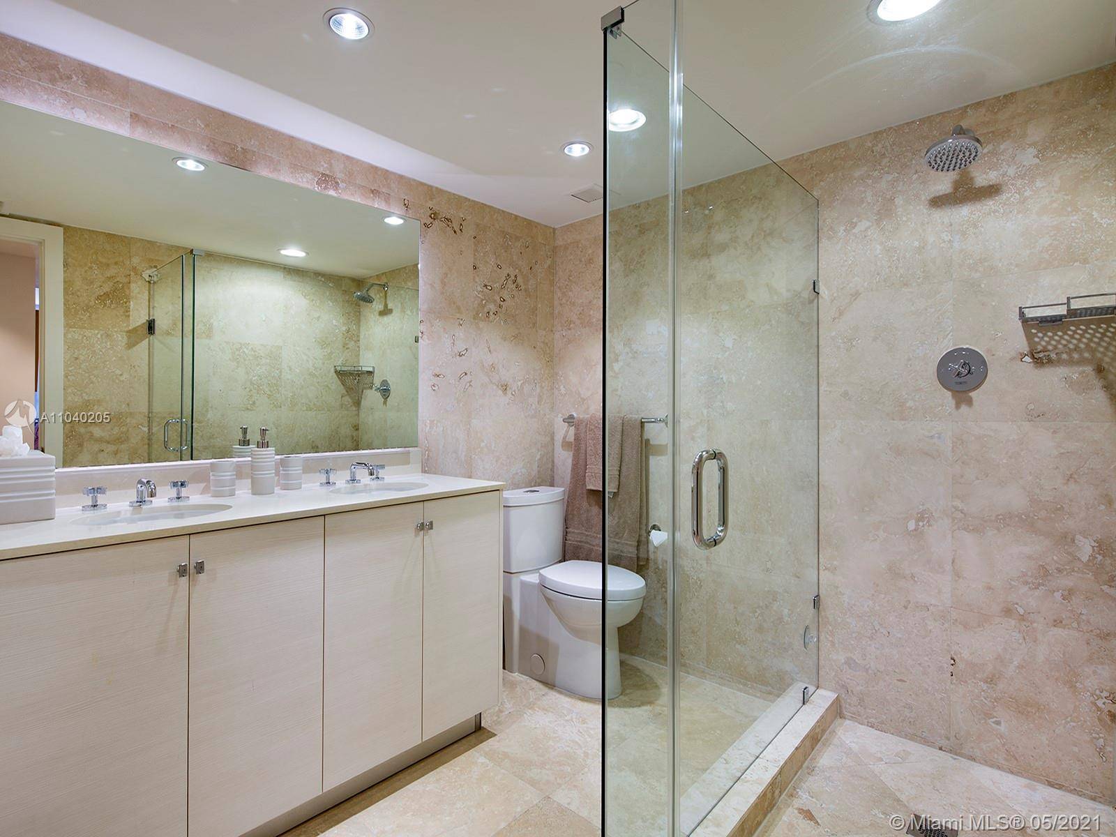Breathtaking 3 Bedroom, 3 bathroom den custom decorated ocean view condo unlike any other.
