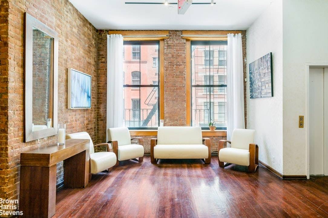 Rare opportunity to occupy a full floor of this boutique loft building on lovely Franklin Street.