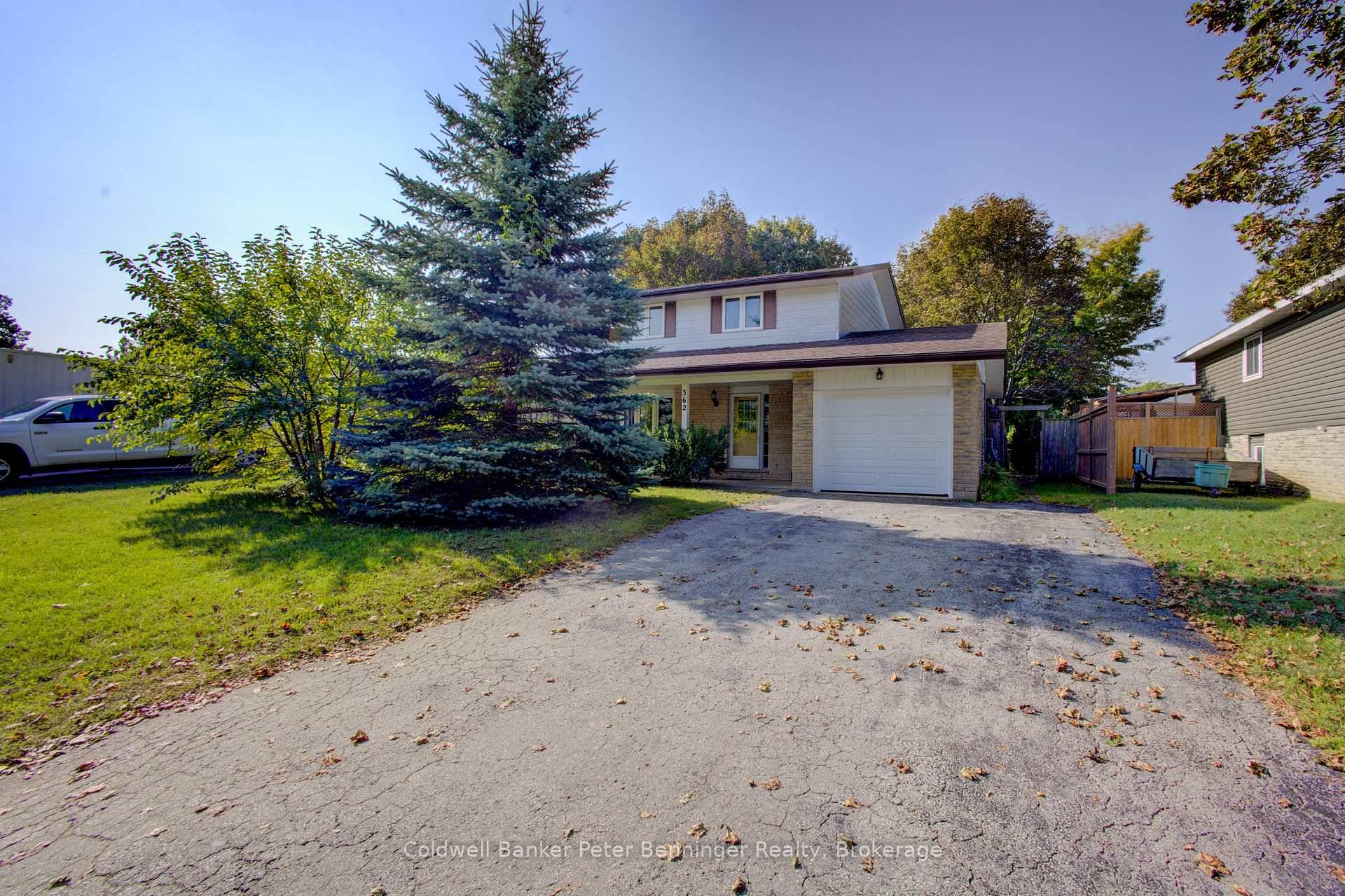 Charming 4 Bedroom Family Home in a Sought After Location.