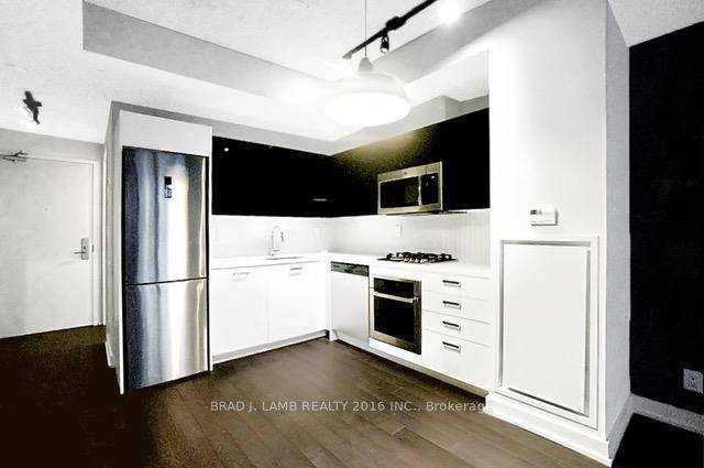 Live on the park at Brant Park in this stunning 1 Bedroom 1 Bathroom.