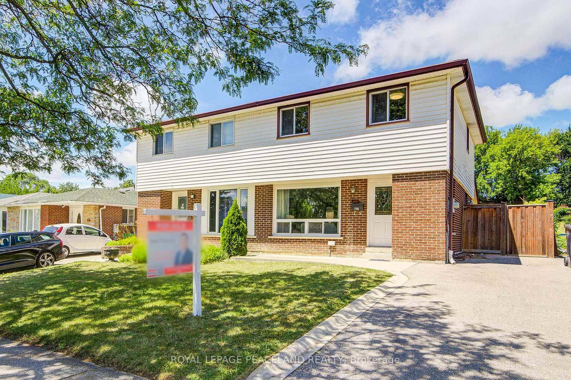 Fantastic opportunity to own a beautifully maintained semi detached home in Mississauga 2 Storey Semi Sitting On Huge 30' X 170' Private Lot.