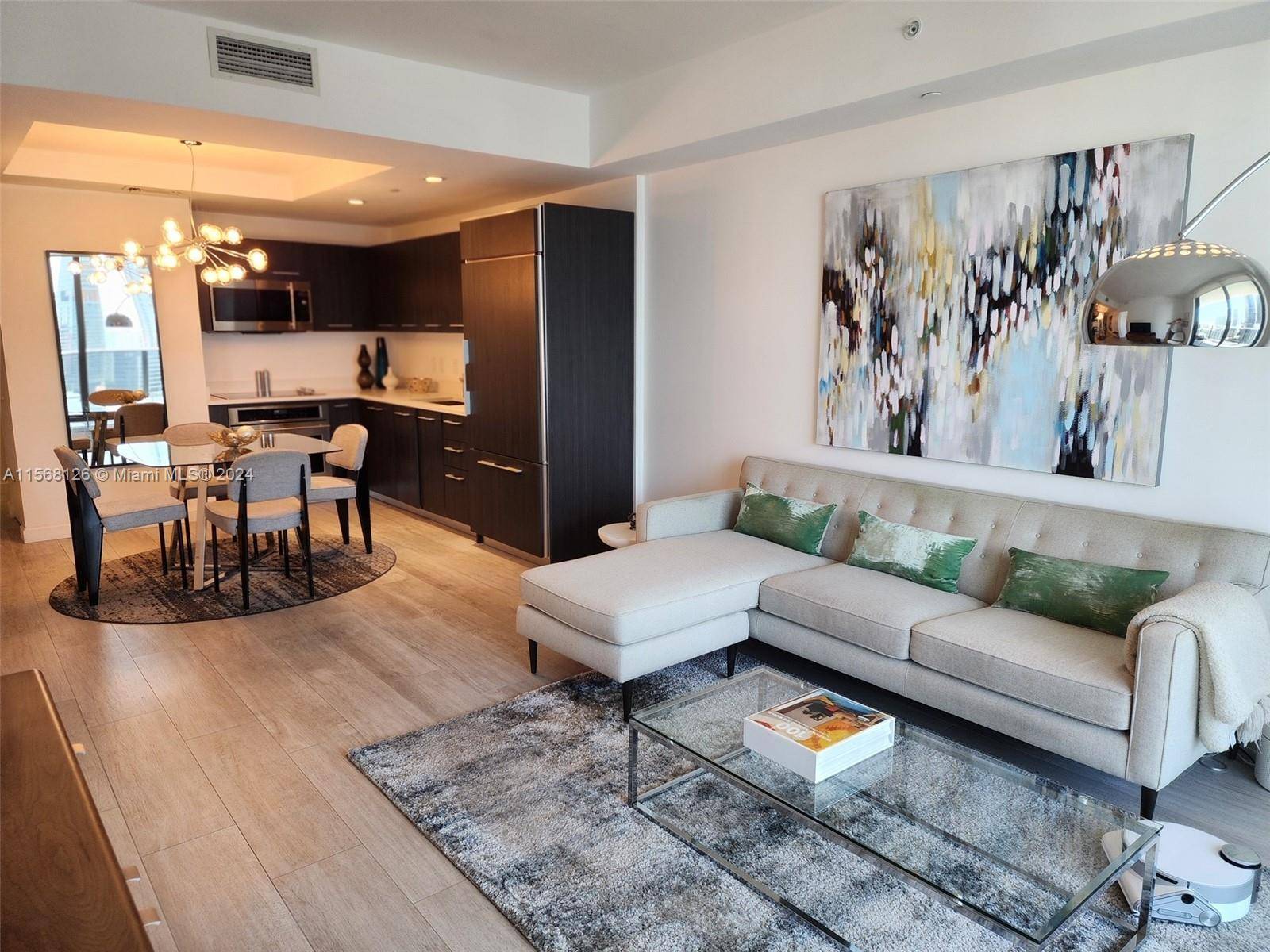 Beautiful condo, located in the Brickell area, 1 bed plus Den, 2 full bathrooms.